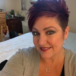 Meet your Posher, Val